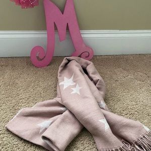 🛍 Gap Blush Pink Stars Scarf